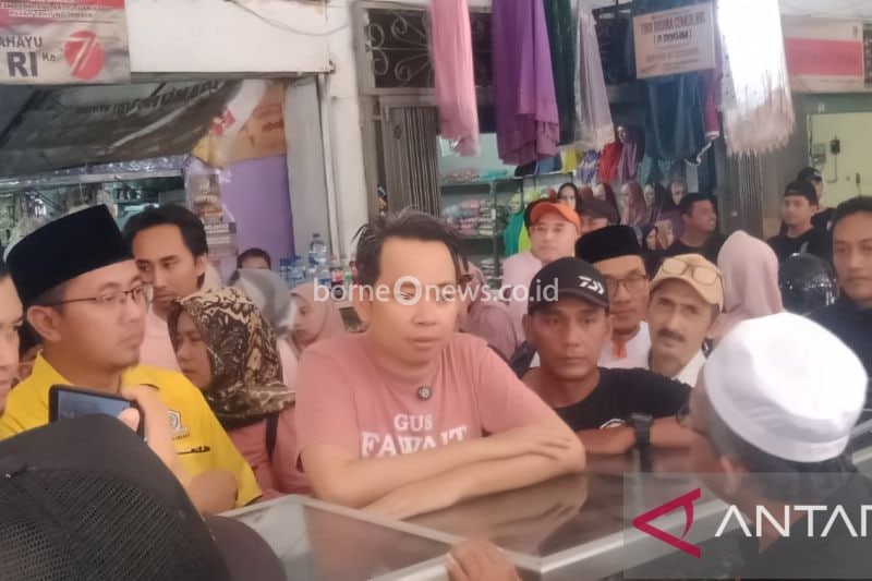 Fawait Janji Turunkan Retribusi Pasar Jika Menang Pilkada Jember
