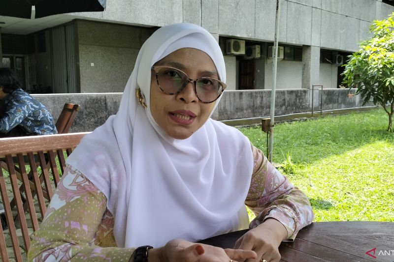 Tingginya Jumlah Sarjana Pengangguran di Indonesia, Penyebab dan Solusi