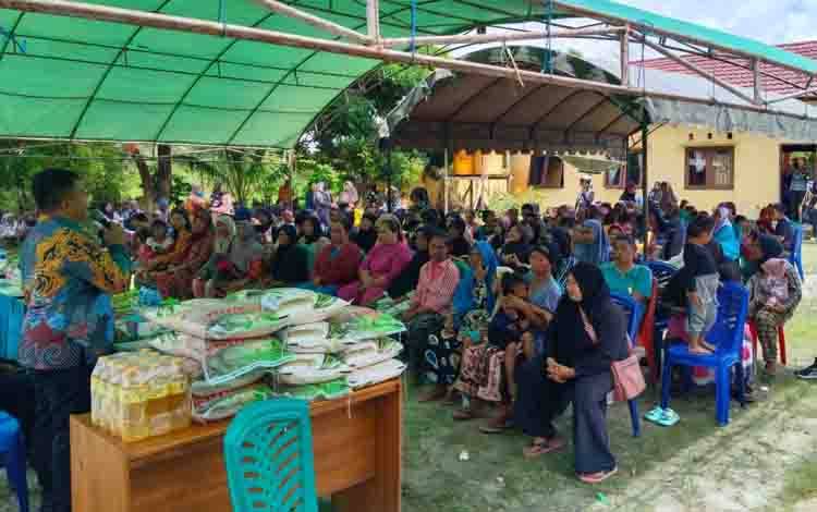 Pemprov Kalteng Gelar Pasar Murah 2.000 Paket Sembako untuk Masyarakat Kotim