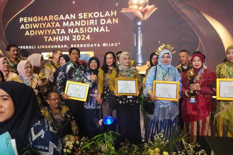 Enam Sekolah di Gowa Raih Penghargaan Adiwiyata Nasional dan Mandiri