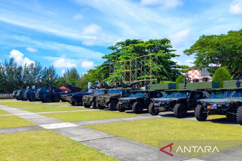 TNI Pamerkan Alutsista untuk Meriahkan HUT ke-79 di Natuna
