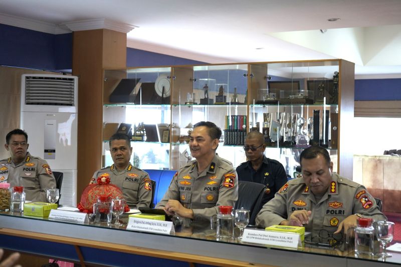 Unhas Bagikan Pengalaman Pengelolaan Pendidikan kepada STIK