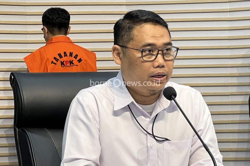 KPK Tetapkan Tiga Tersangka Korupsi Pengadaan APD 2020