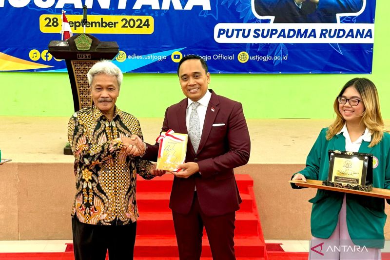 Kembali ke Ajaran Ki Hajar Dewantara untuk Pendidikan Holistik