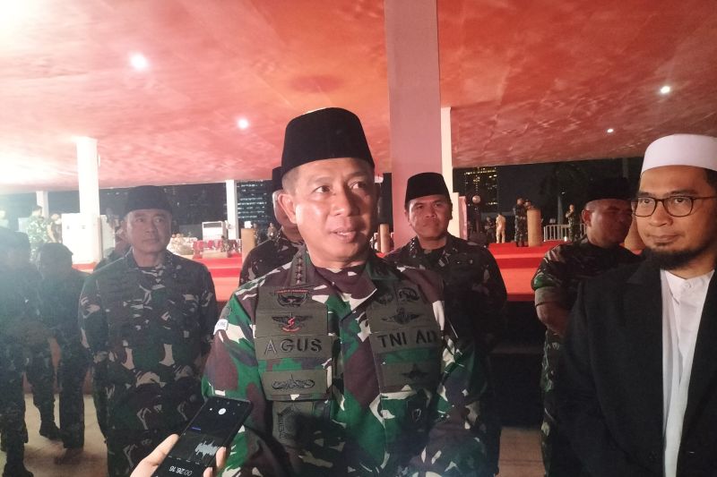 Panglima TNI Jenderal TNI Agus Subianto di silang Monas, Jakarta Pusat, Kamis (3/10/2024) (ANTARA/Walda Marison)