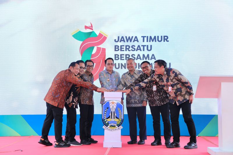 Pj Gubernur Jatim Resmikan Kawasan Kuliner Halal di Tulungagung