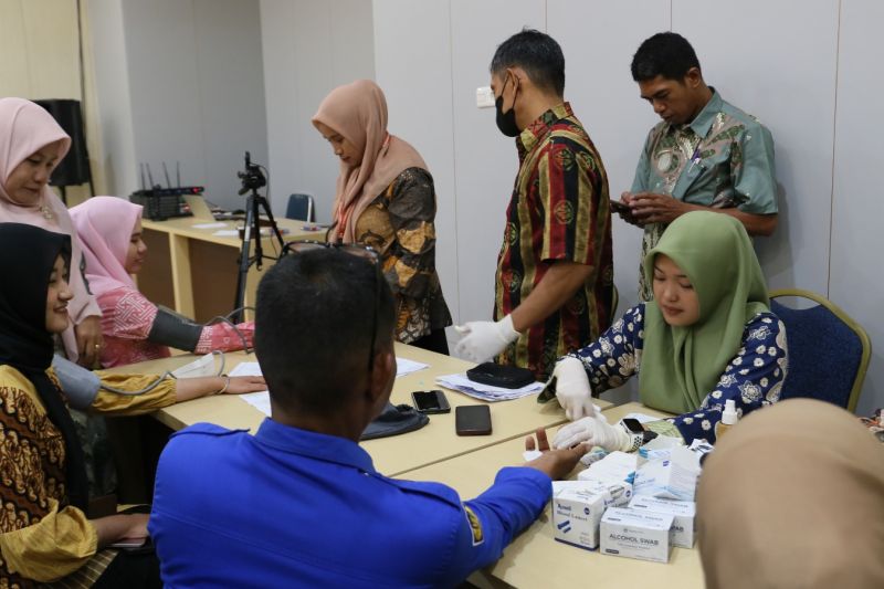 Dinas Kesehatan Bulukumba Selenggarakan Skrining Kesehatan di Kantor Pajak