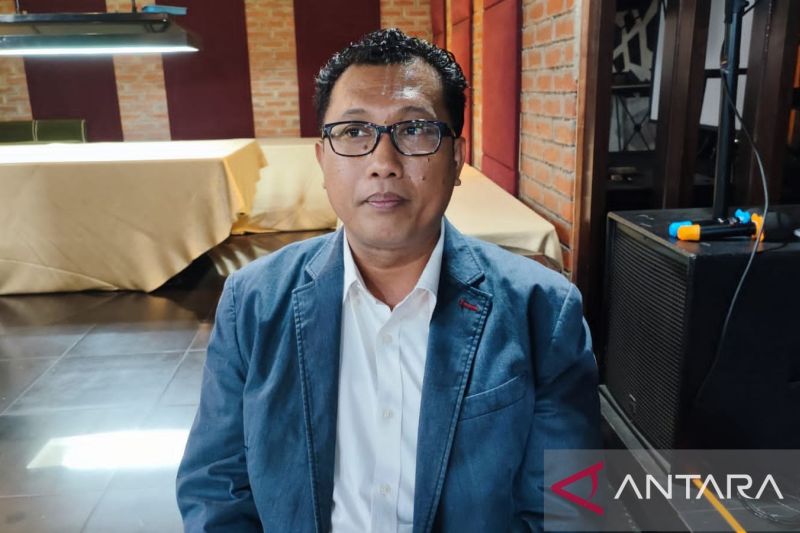 Koordinator Penanganan Pelanggaran Bawaslu Provinsi DKI Jakarta Benny Sabdo saat memberikan keterangan pers terkait kompetisi debat penegakan hukum di Jakarta, Kamis (3/10/2024). ANTARA/Syaiful Hakim