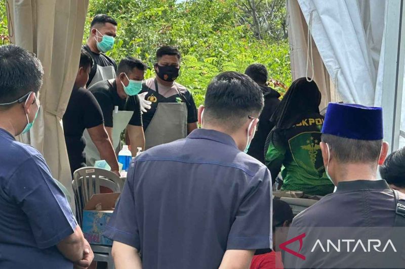 Ekshumasi Jenazah Tahanan Polresta Palu untuk Autopsi Kematian