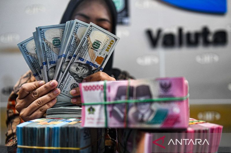 Proyeksi Data NFP AS Kuat, Rupiah Melemah di Tengah Ketegangan