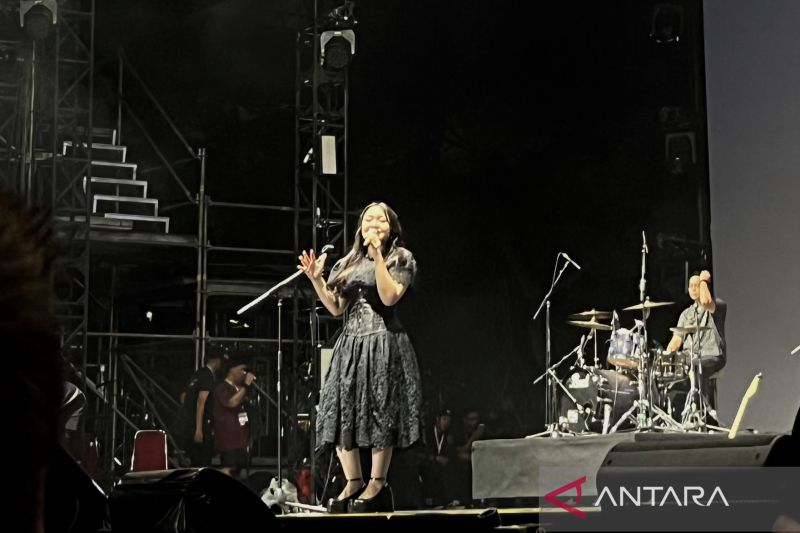 Bernadya Memukau di Synchronize Fest 2024 dengan Penampilan Pertama