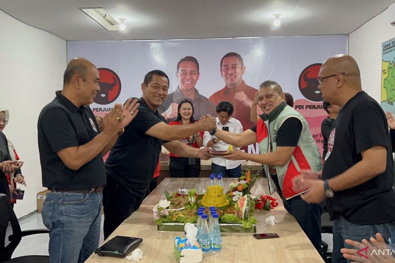 Hendi Resmikan Posko Pemenangan Andika-Hendi di Semarang