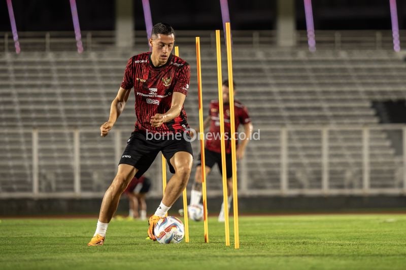 Jay Idzes kembali Tampil Penuh saat Sassuolo Raih 1 Poin vs Lecce