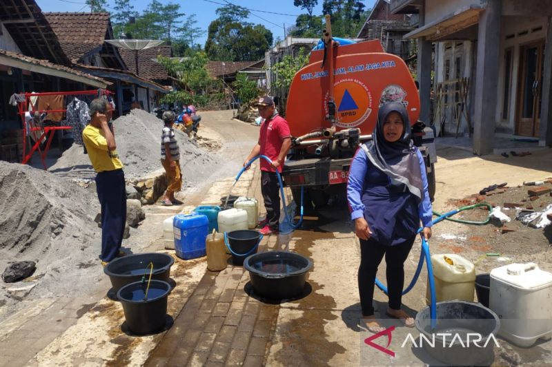 BPBD Temanggung Terus Salurkan Bantuan Air Bersih ke Daerah Kekeringan