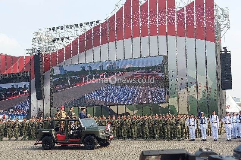 Presiden Jokowi Pimpin Peringatan HUT TNI ke-79 di Jakarta