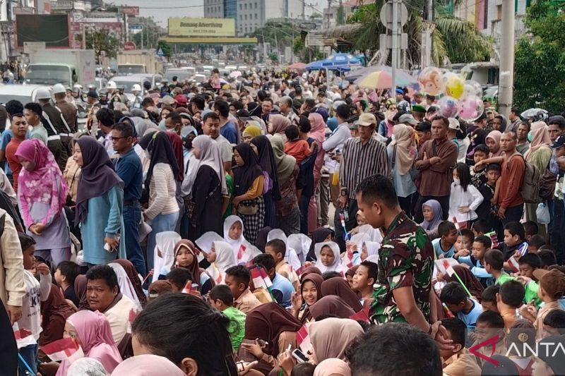 Ribuan Warga Palembang Meriahkan Pameran Alutsista TNI 79 Tahun