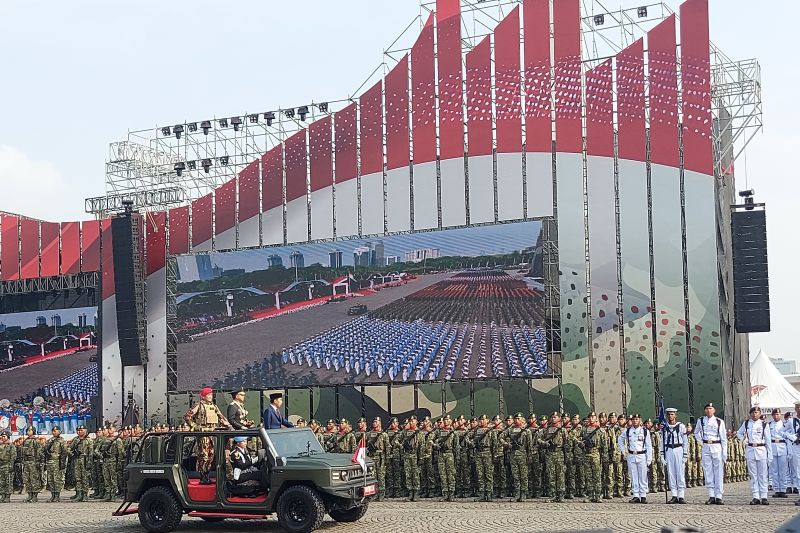 Presiden Jokowi Apresiasi Peran Prabowo dalam Memperkuat Pertahanan Indonesia