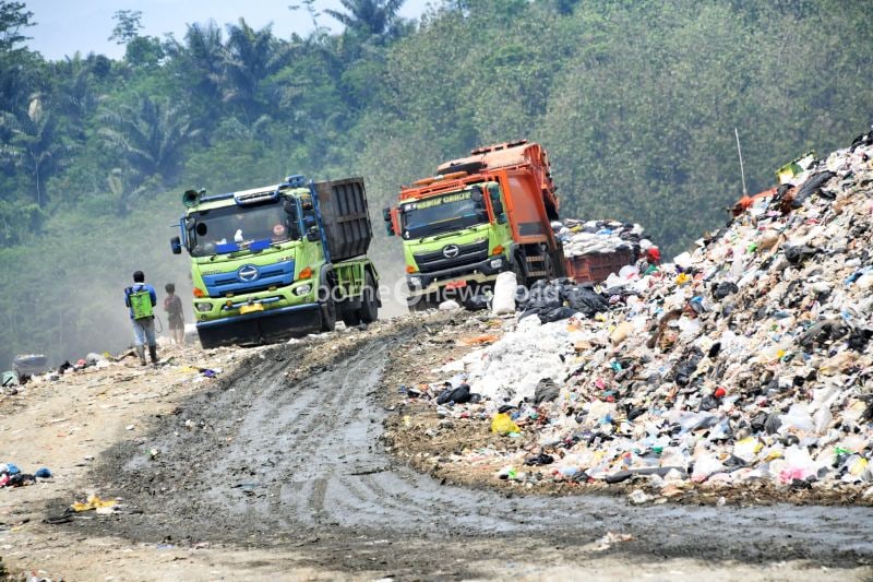Jawa Barat Batasi Sampah ke TPA Sarimukti, Dorong Pengelolaan Mandiri