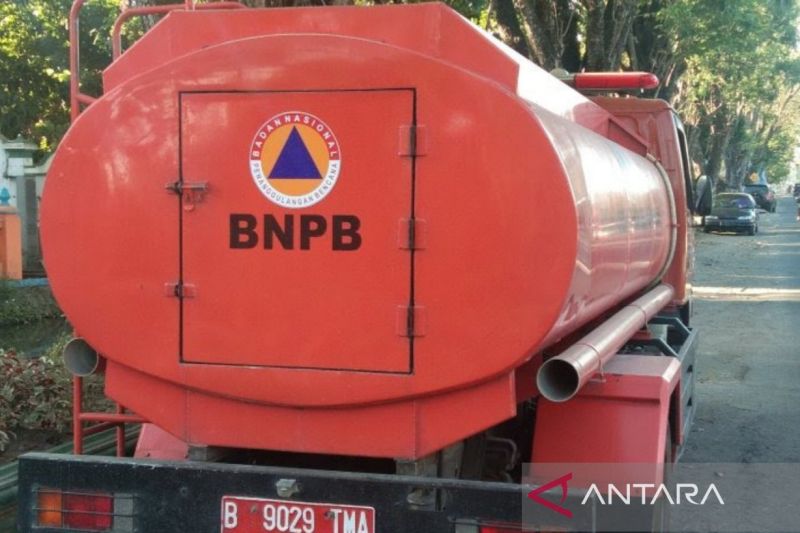 Bantul Salurkan 439 Tangki Air Bersih untuk Atasi Kekeringan