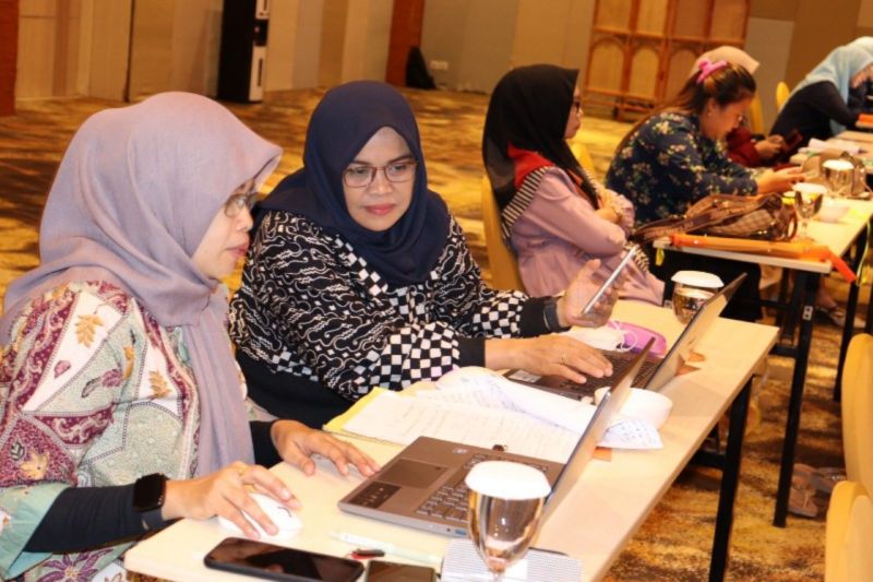 Disperindag Kutai Kartanegara Bimbing 80 UMKM Memasarkan Produk secara Digital