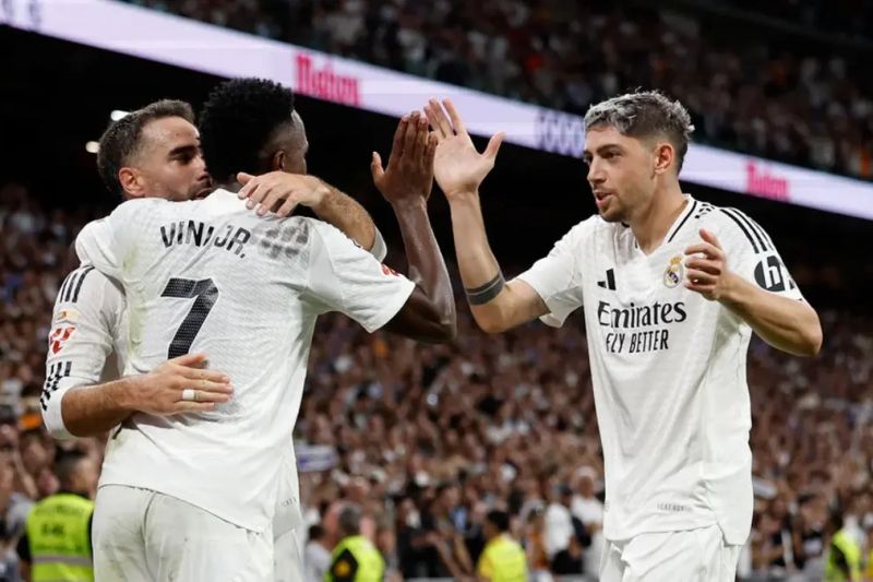 Real Madrid Menang 2-0 atas Villarreal, Samai Poin Barcelona