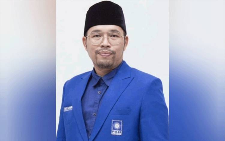 Tomy Irawan Diran Resmi Pimpin Fraksi PAN DPRD Kalteng Periode 2024-2029