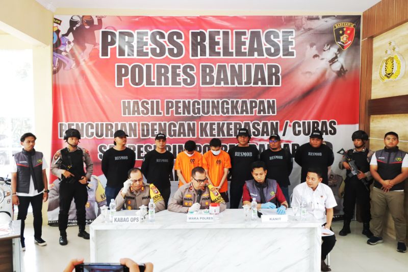 Polres Banjar Tangkap Tiga Pelaku Begal dengan Senjata Tajam