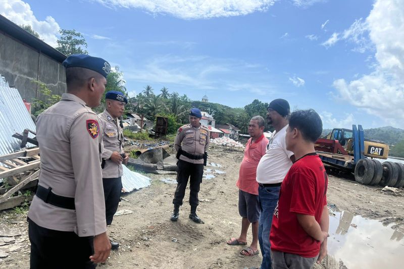 Polairud Polda Maluku Edukasi Warga Cegah Berita Hoaks Menjelang Pilkada
