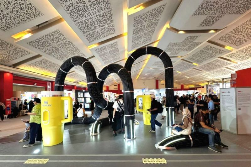 Vinilon Group dan Stanley Indonesia Luncurkan Instalasi Seni Unik di Art Jakarta 2024