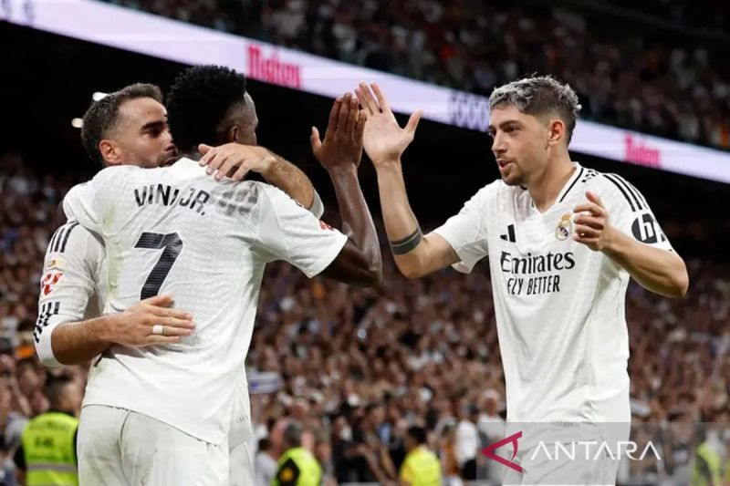 Barcelona Pertahankan Puncak Klasemen LaLiga, Real Madrid Mengintai