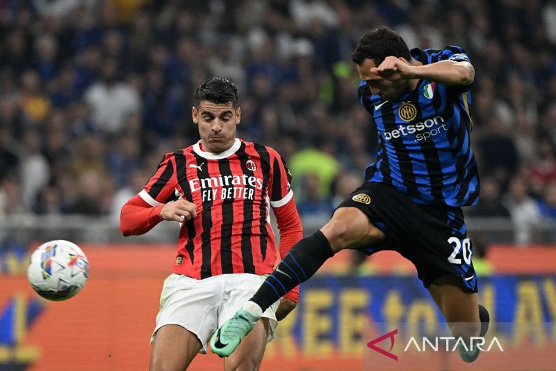 AC Milan Kalah dari Fiorentina, Jarak dengan Napoli Semakin Jauh