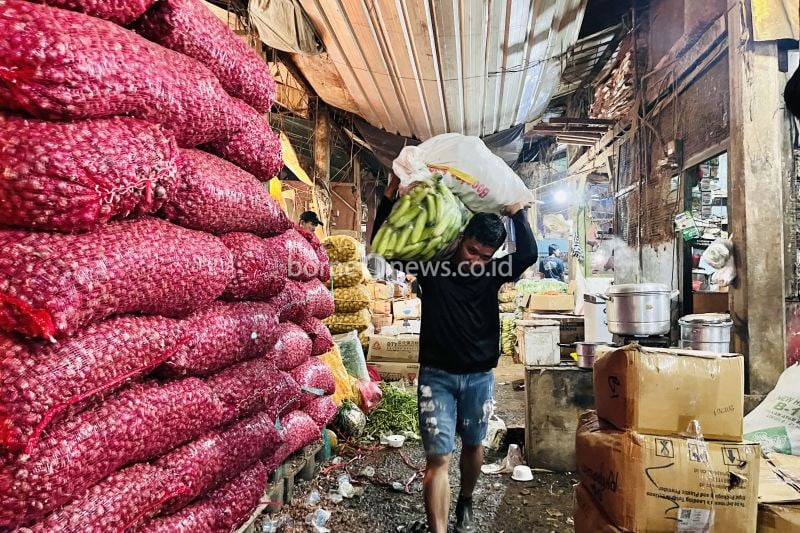 Penjabat Wali Kota Bogor Lanjutkan Penataan Pasar Secara Bertahap