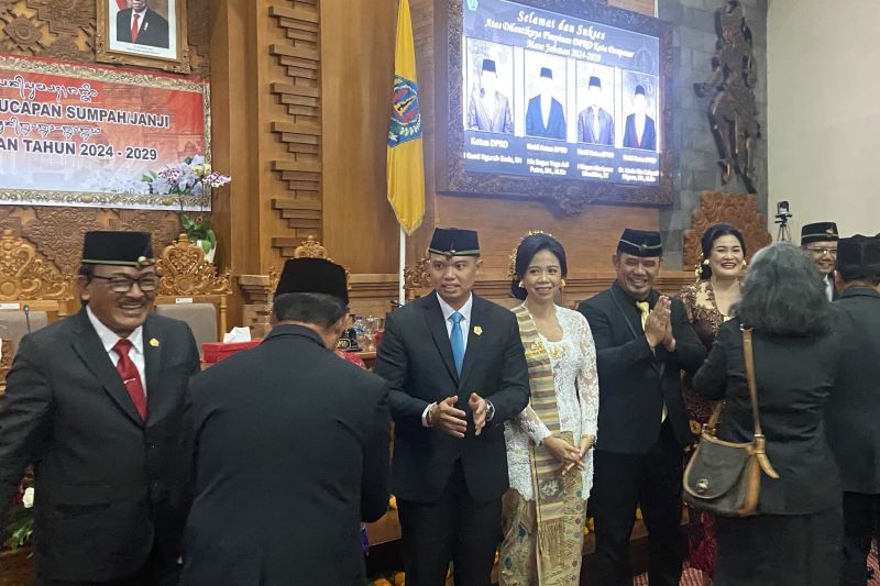 Pendatang Baru Gerindra Gus Yoga Jabat Wakil Ketua DPRD Denpasar