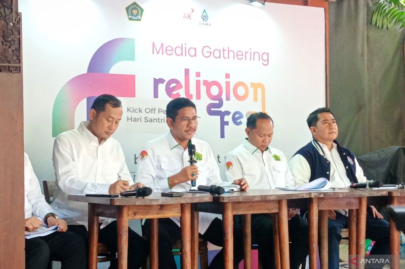 Kemenag luncurkan tema dan logo Hari Santri dalam Festival Agama