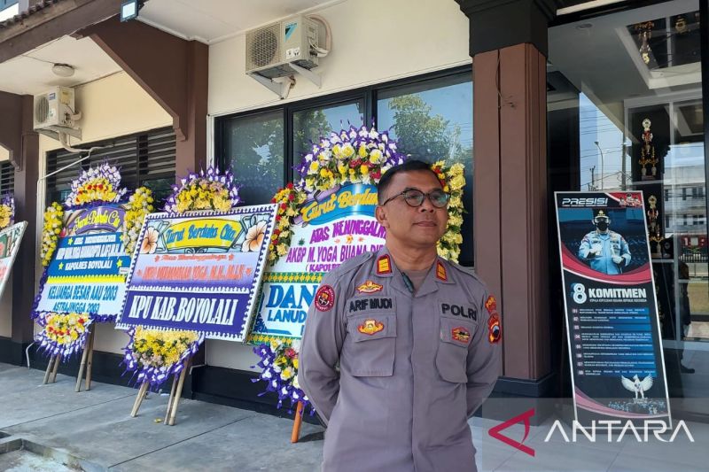 Personel Polres Boyolali Gelar Shalat Ghaib untuk Kapolres yang Meninggal