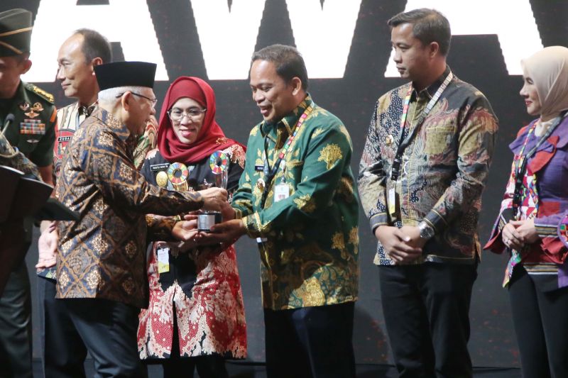 Pemkot Tangerang Raih Penghargaan SDG's Action Awards 2024