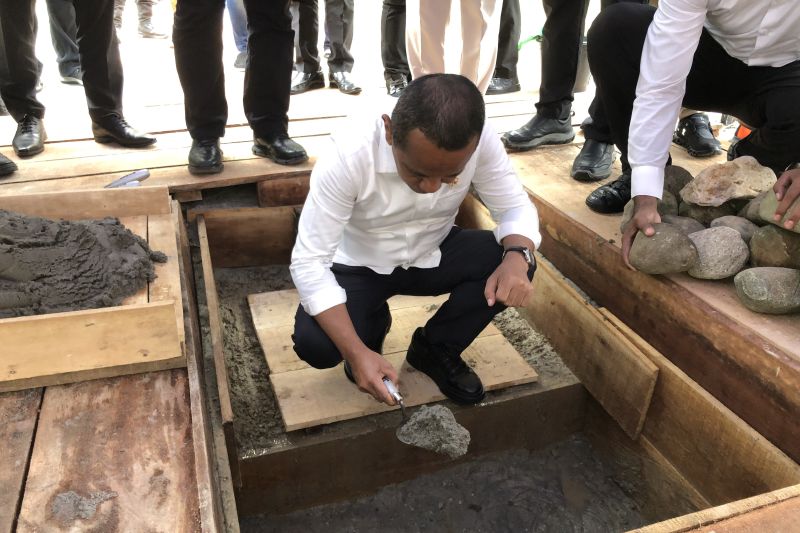 Menteri ESDM Resmikan Lestaluhu Sport Center di Unpatti Ambon