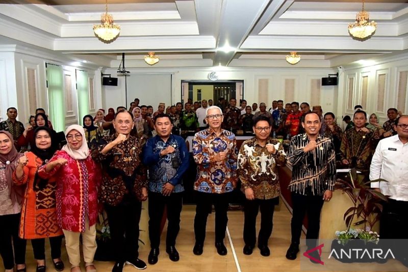 Gubernur Gorontalo Dorong Peningkatan Sektor Perdagangan Pertanian