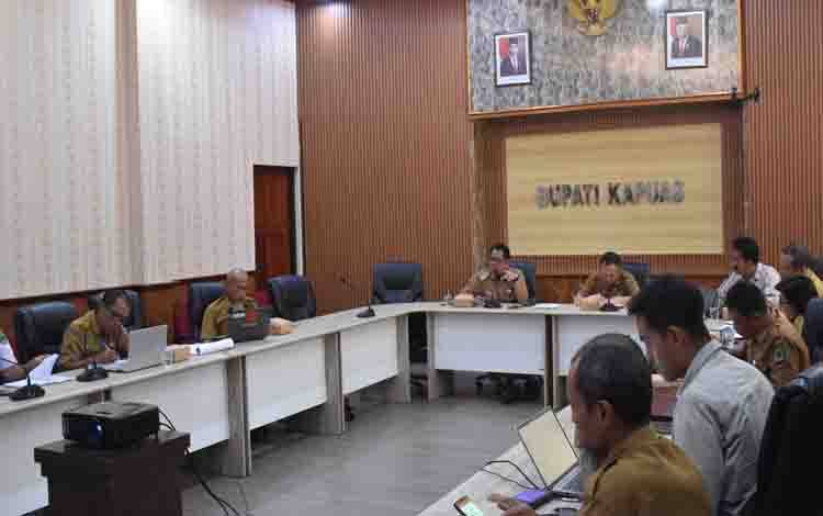 Pj Bupati Pimpin Rakor Pengembangan Shrimp Estate di Kapuas