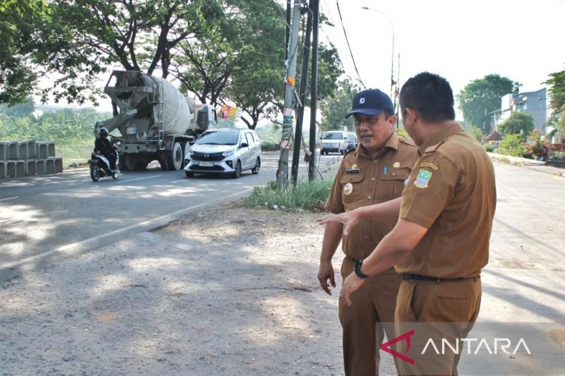 Pemkab Bekasi Lanjutkan Perbaikan Jalan Hingga Akhir Tahun