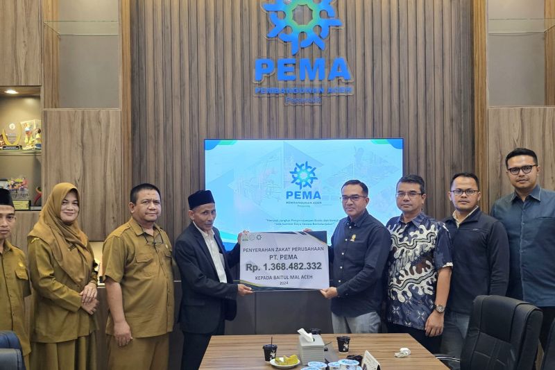 BUMD Aceh Salurkan Zakat Rp1,3 Miliar untuk Masyarakat Aceh
