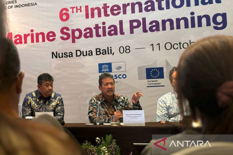 Tantangan Pengelolaan Sektor Kelautan dan Perikanan di Indonesia