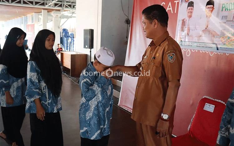 Pj Bupati Seruyan Berangkatkan Kafilah FASI