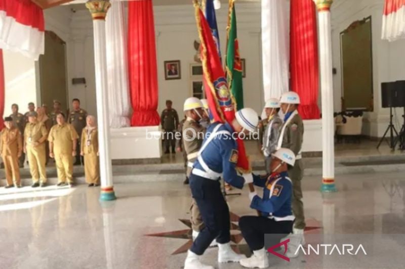Kirab Panji Pataka Jer Basuki Mawa Beya Meriahkan HUT Provinsi Jatim