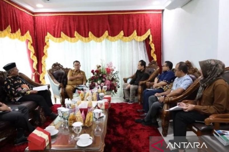 Tinjauan Evaluasi Beasiswa Kaltim 2024 Oleh Pj Gubernur Akmal Malik