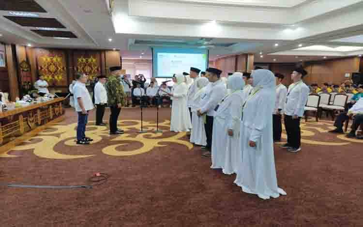 Norhani Resmi Pimpin MES Kalteng