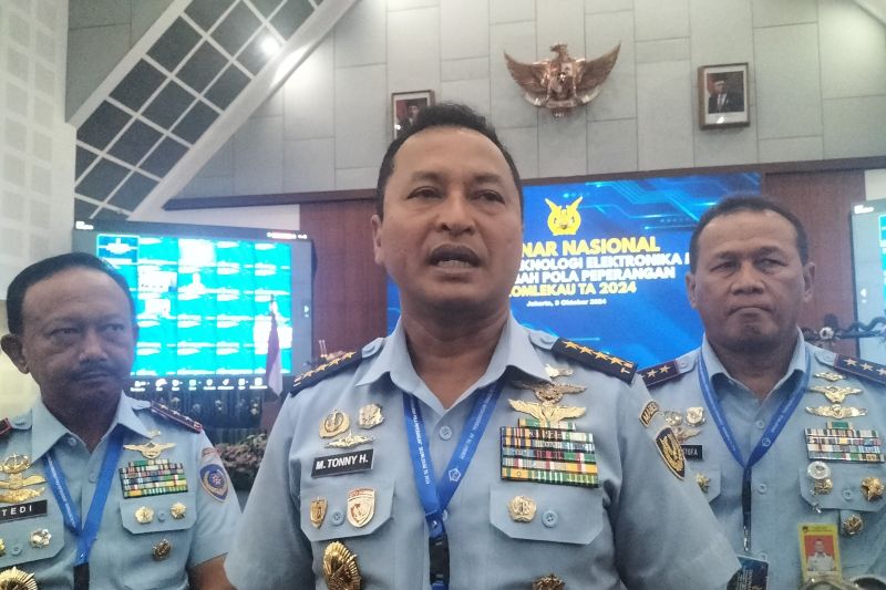 Prabowo Subianto Dukung Pembelian Drone BLOS untuk TNI AU