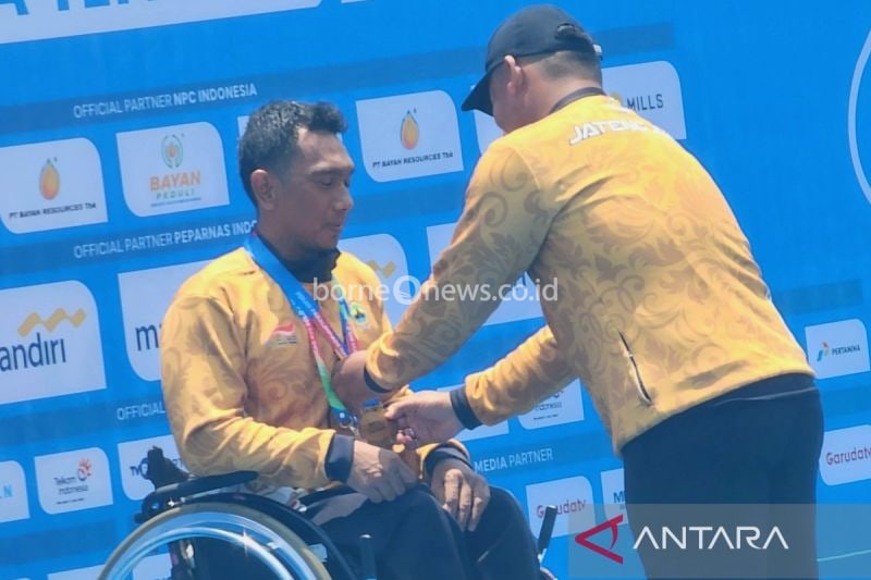 Fajar Nur Hadianto Raih Emas di Peparnas XVII Tanpa Beban