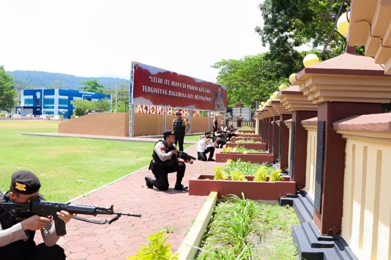 Polres Banggai Gelar Simulasi Pengamanan untuk Kesiapsiagaan Pilkada 2024