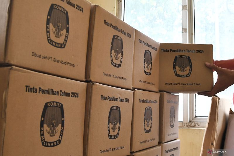 KPU Tapanuli Selatan Terima Lima Jenis Logistik Pilkada 2024